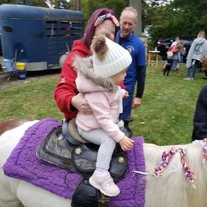 Meet your Posher, Ashley